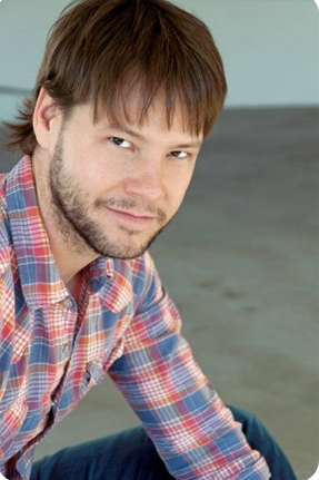 灾难艺术家IkeBarinholtz